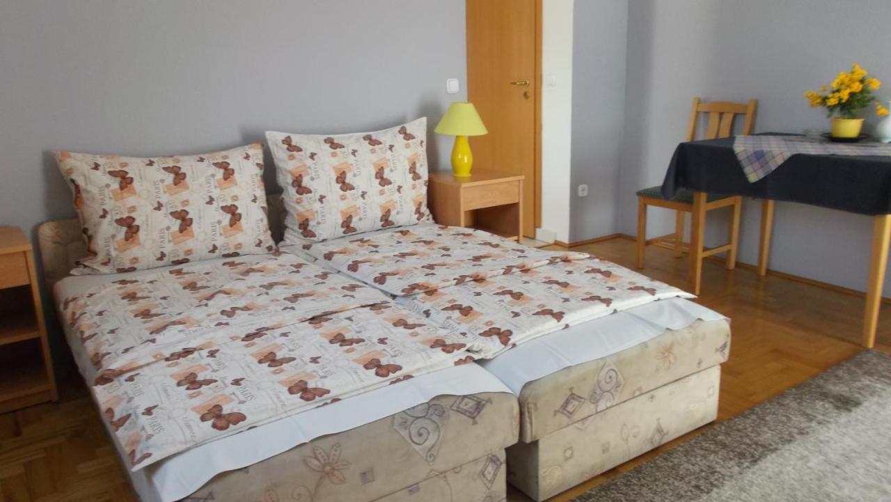 Anita Apartmanhaz Appartement Balatonfüred Buitenkant foto