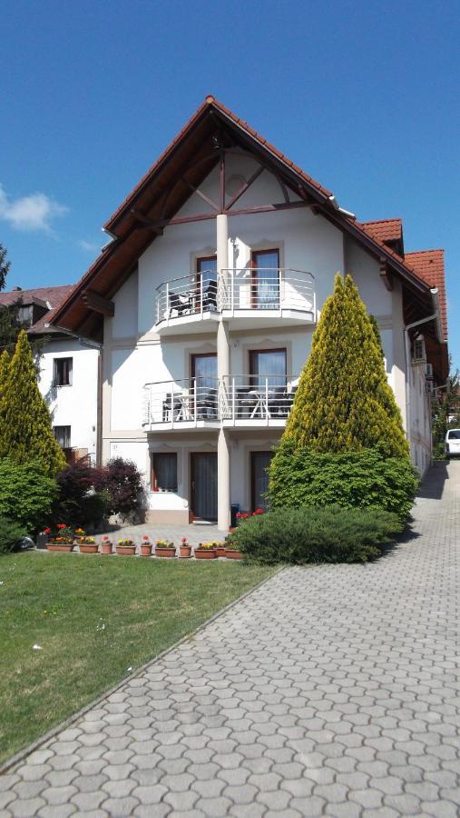 Anita Apartmanhaz Appartement Balatonfüred Buitenkant foto